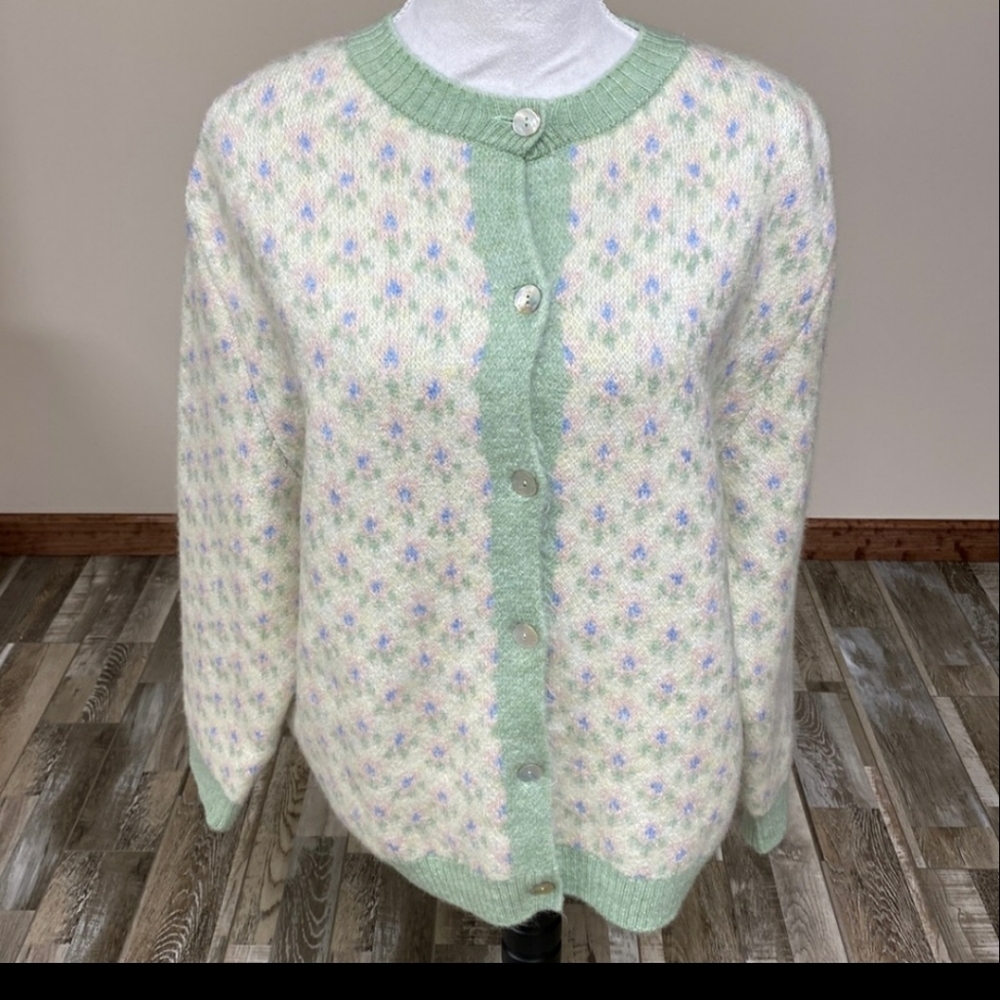 Zara NWT sweater